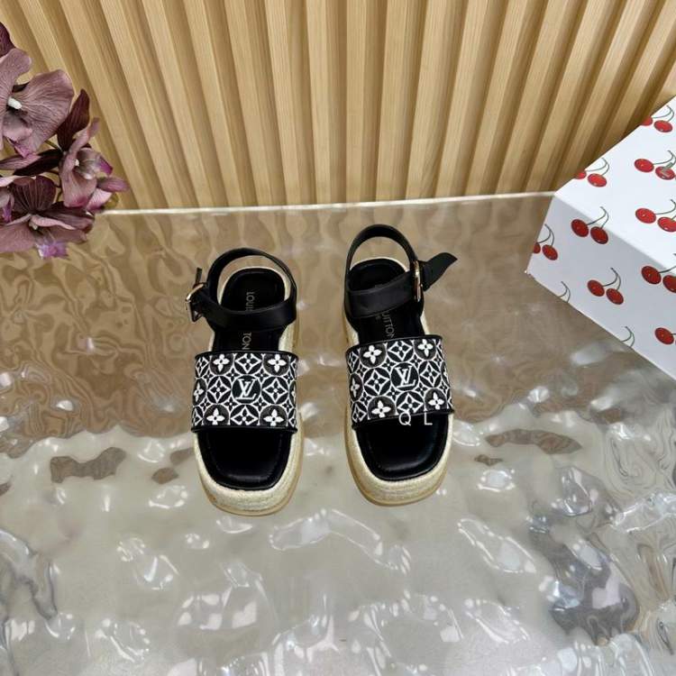 Picture of Louis Vuitton Shoes _SKULVsz35-40LLL070512299